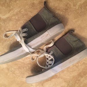 Divided - Gray High ankle sneakers